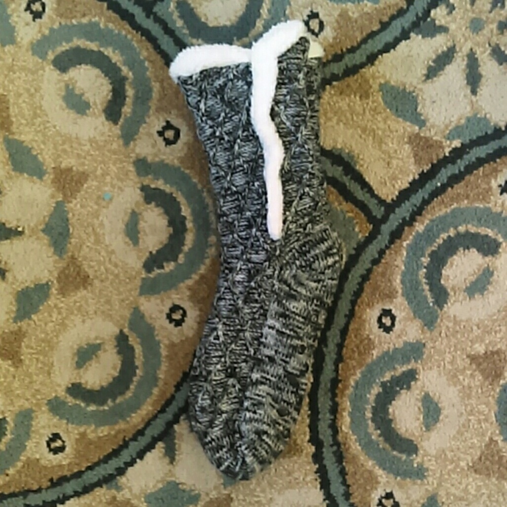 Slippers - Picture 4 of 4